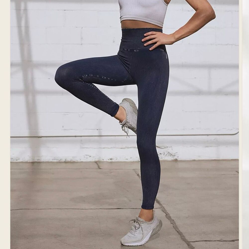 Free People Movement Happiness Runs Navy Blue Ribbed Seamless Leggings Medium/La